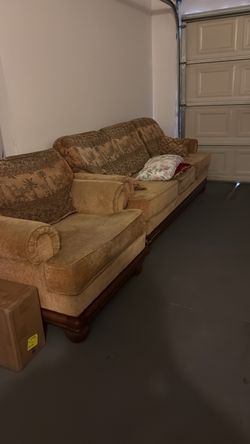 Couch and single seater set