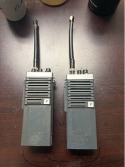 Vintage YAESU FT-202 FM Receiver Pair