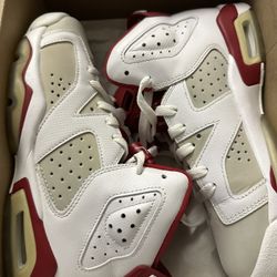 Size 4.5y Jordan 6’s Retro