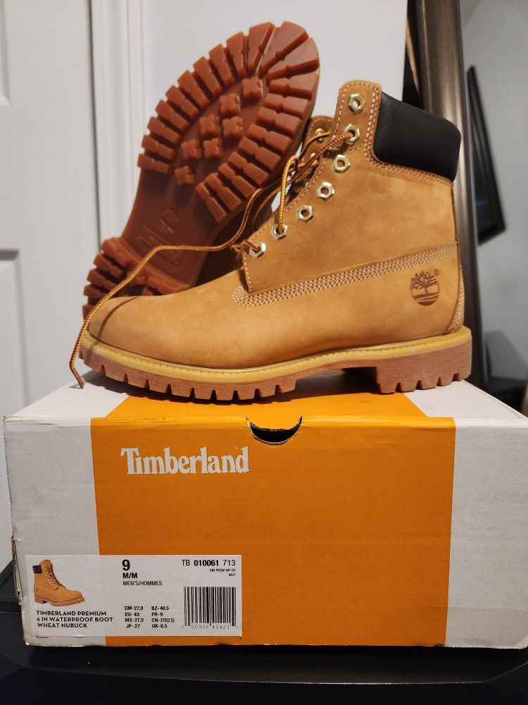 Timberlands 6" Premiums DS Size 9 Brand New