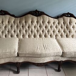 Couch Beige 