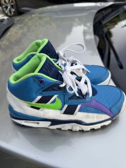 Kids Nike Shoes 4.5 youth Excellent Condition 