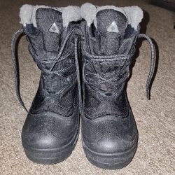 Columbia Cascadian Summit II Black Suede 200 Gram Snow Boots, Men’s Size 8