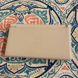 Nintendo DS Lite Handheld Console - Polar White