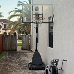 Portable Basketball Hoop – Adjustable Height, Good Condition