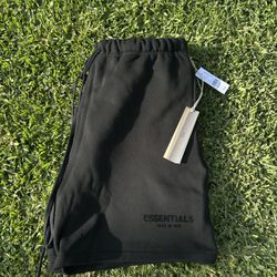 Essentials Shorts