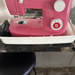 Singer Sewing Machine