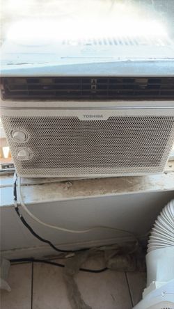 AC Toshiba