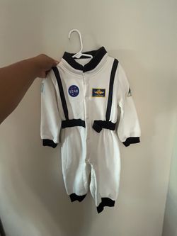 Astronaut costume