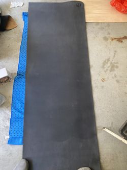 Yoga Mat Lululemon 72” Black