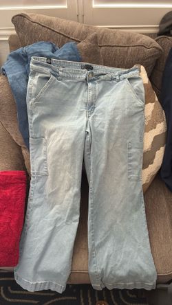 Women’s Light Blue Pants Size 16