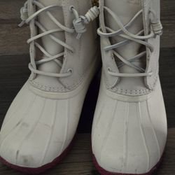 Size 8 Never Been Worn