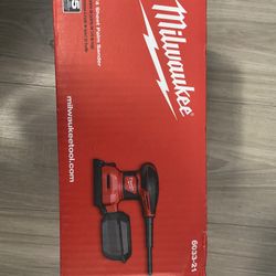 Milwaukee 1/4 Sheet Palm Sander. 