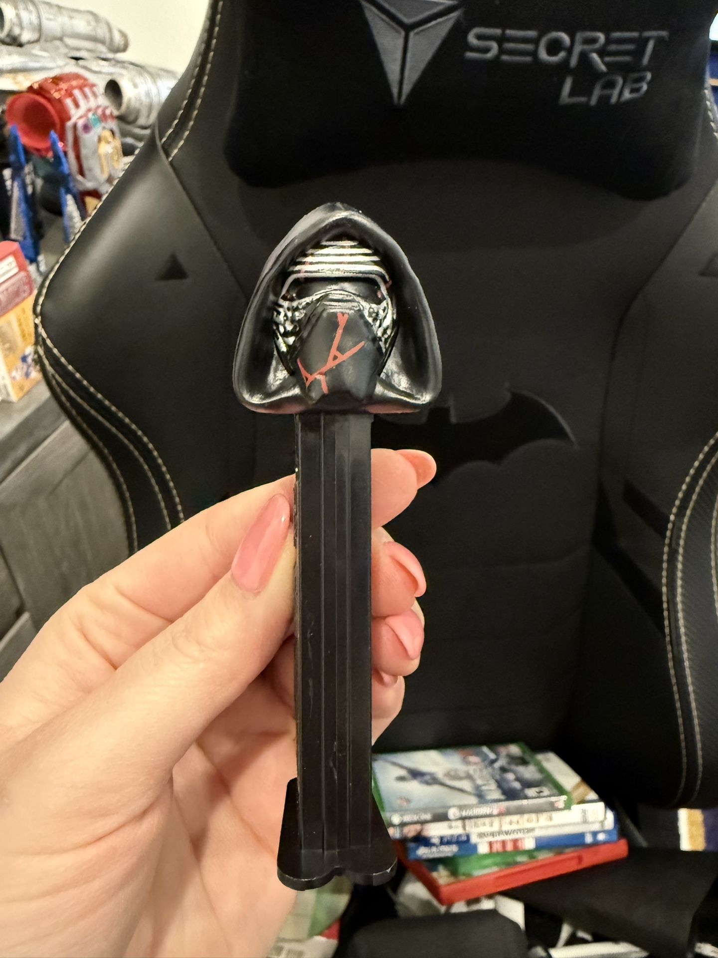 Pez Dispenser Star Wars Kylo Ren Lucasfilm