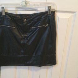 Ladies Faux Mini Skirt $15  Black Size 4