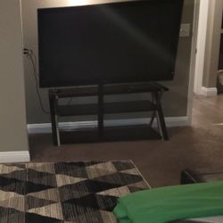 Tv With Stand And Roku