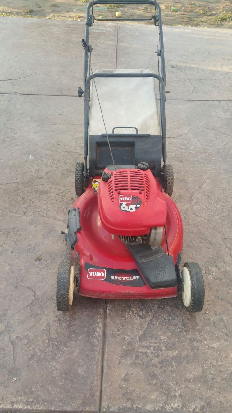Toro lawnmore