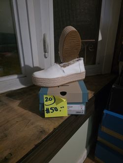 TOMS Women's, Valencia Slip-On