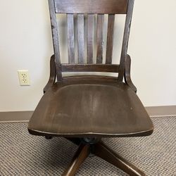 Antique Vintage Desk Office Chair – On Wheels and Swivels
