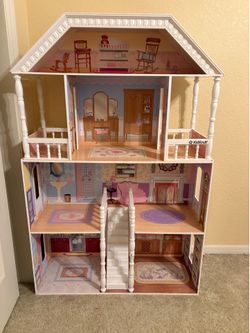 Doll house
