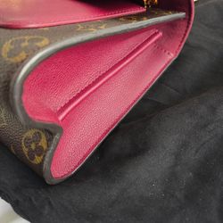 Louis Vuitton Victoire Purse