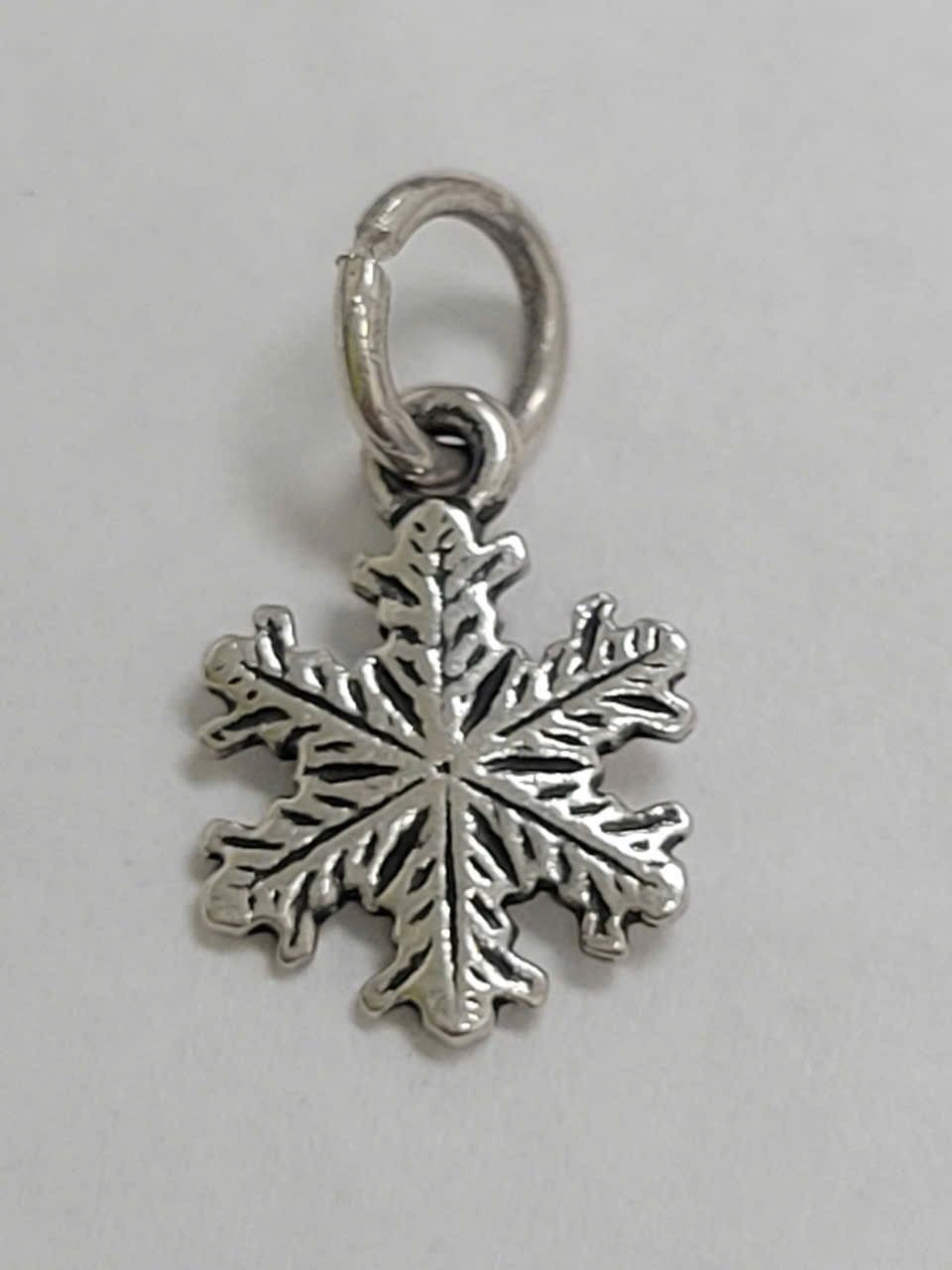 James Avery silver Aspen Snow Crystal Charm