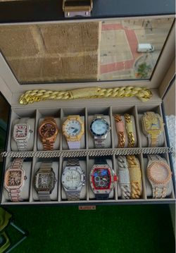 Moissanite & Plain Watches
