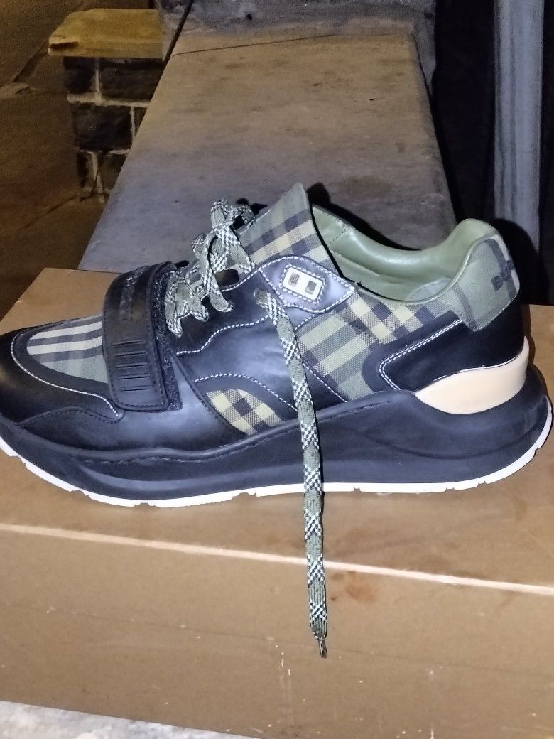Men's Burberry Sneakers