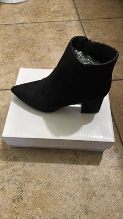 Women Size 7.5