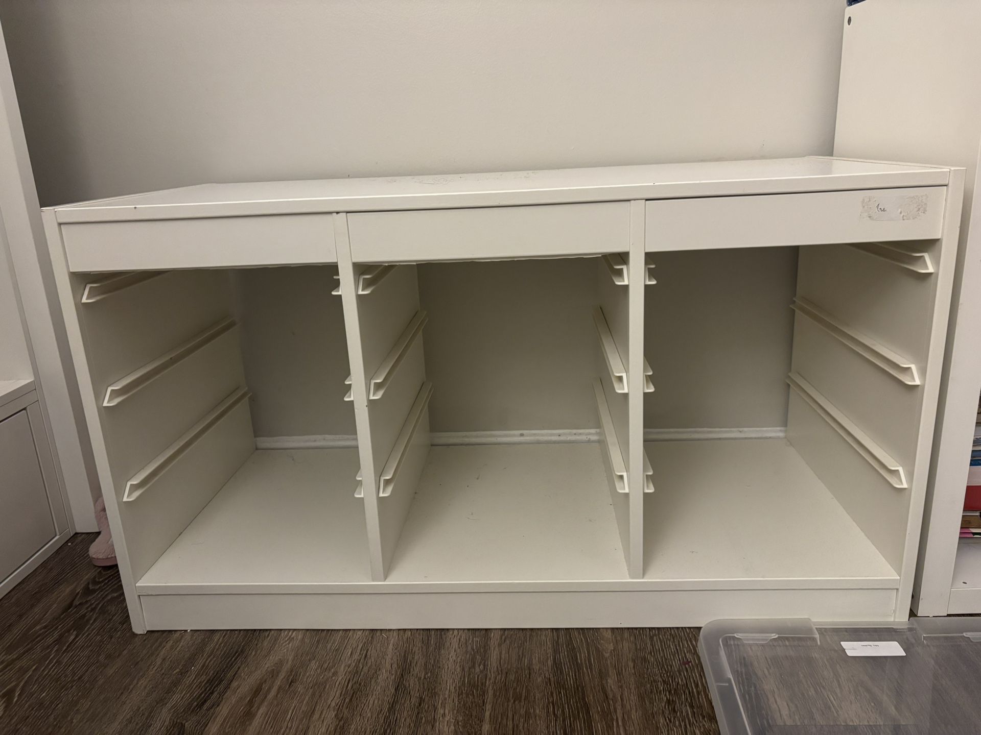 White shelf Toy storage