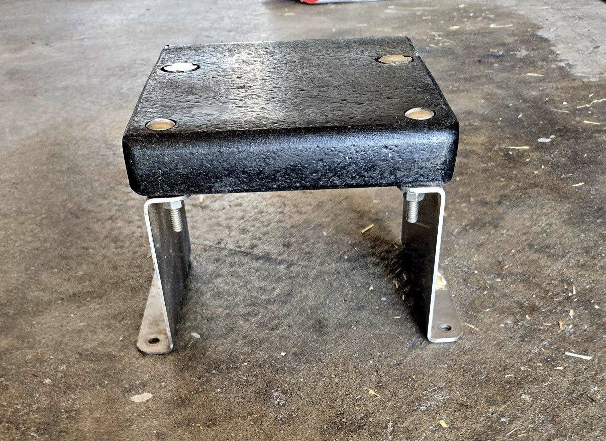 Outboard Motor Bracket