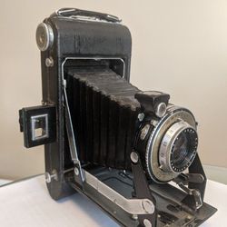 1930s Vintage Kodak Vigilant Six-16 Camera