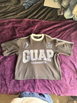 black and white cropped jersey tee size medium