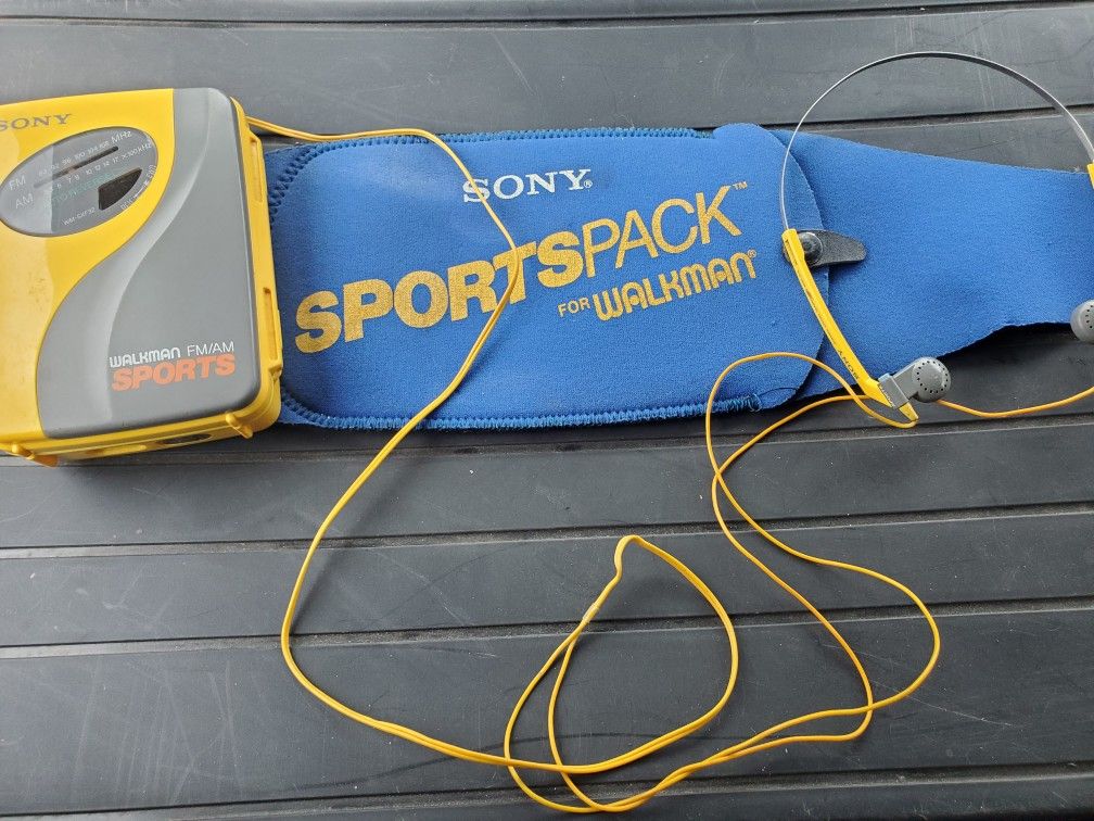 Vintage Sony Sports Walkman 