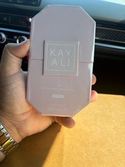 Kayali Yum Boujee Marshmallow 81 Intense EDP