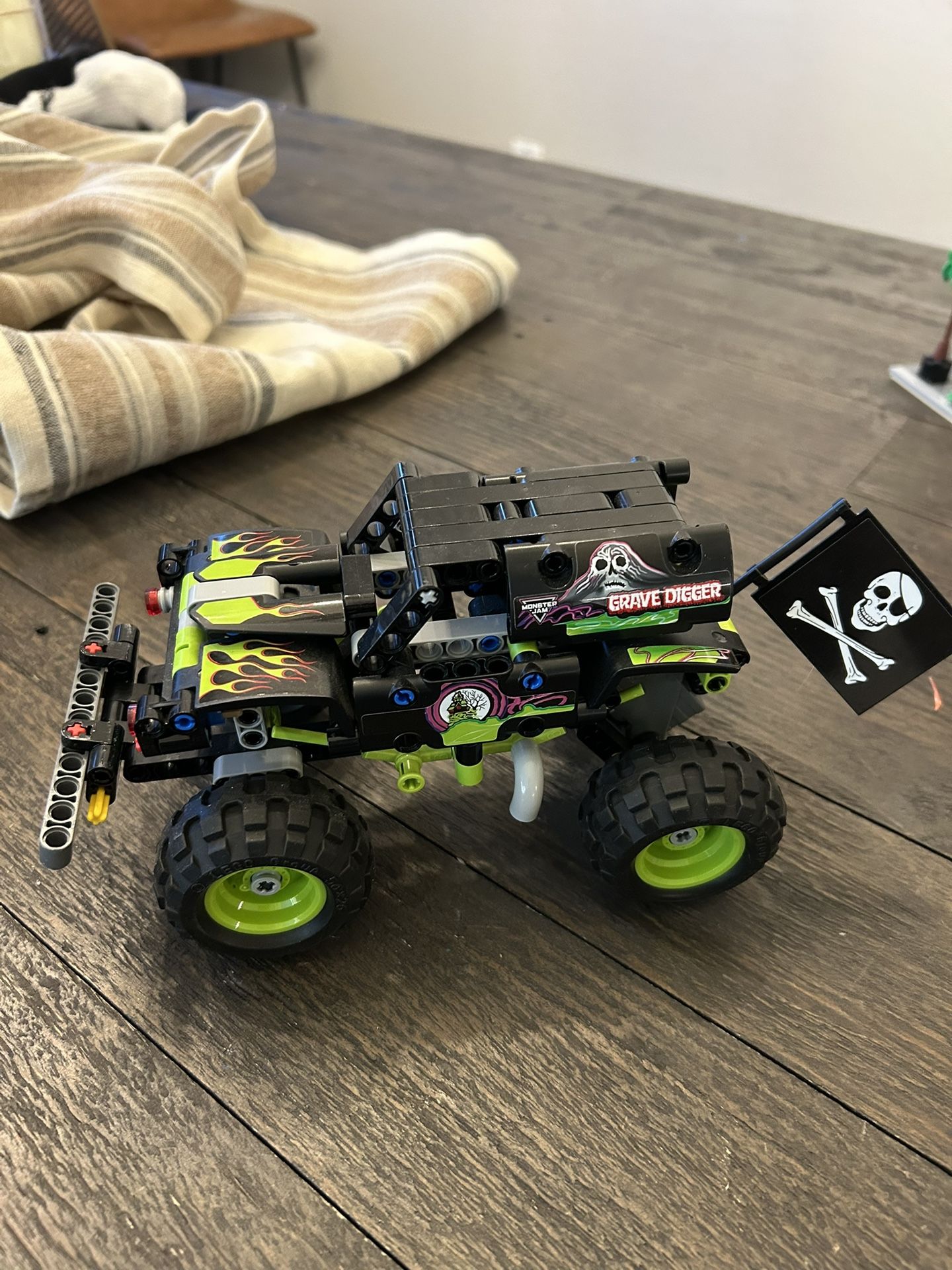 Lego Monster Trucks 