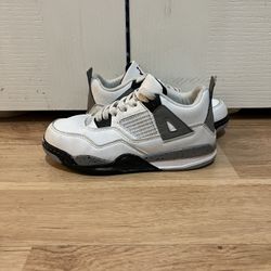 Jordan four size 1.5