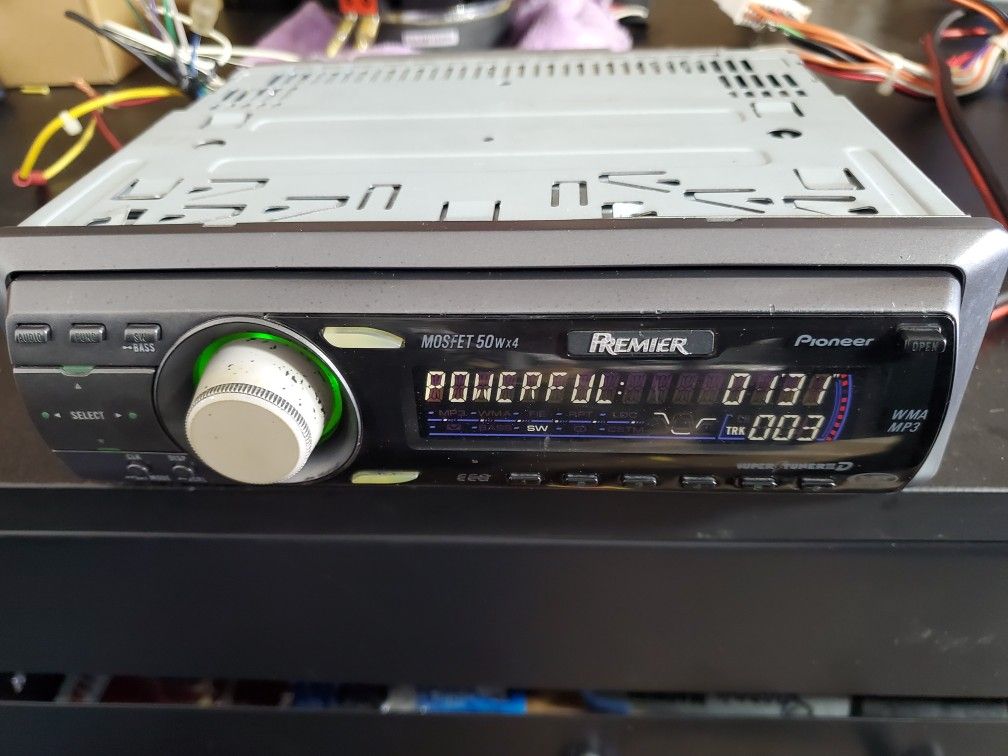 Pioneer Premier DEH-P480MP Single Din Car Stereo