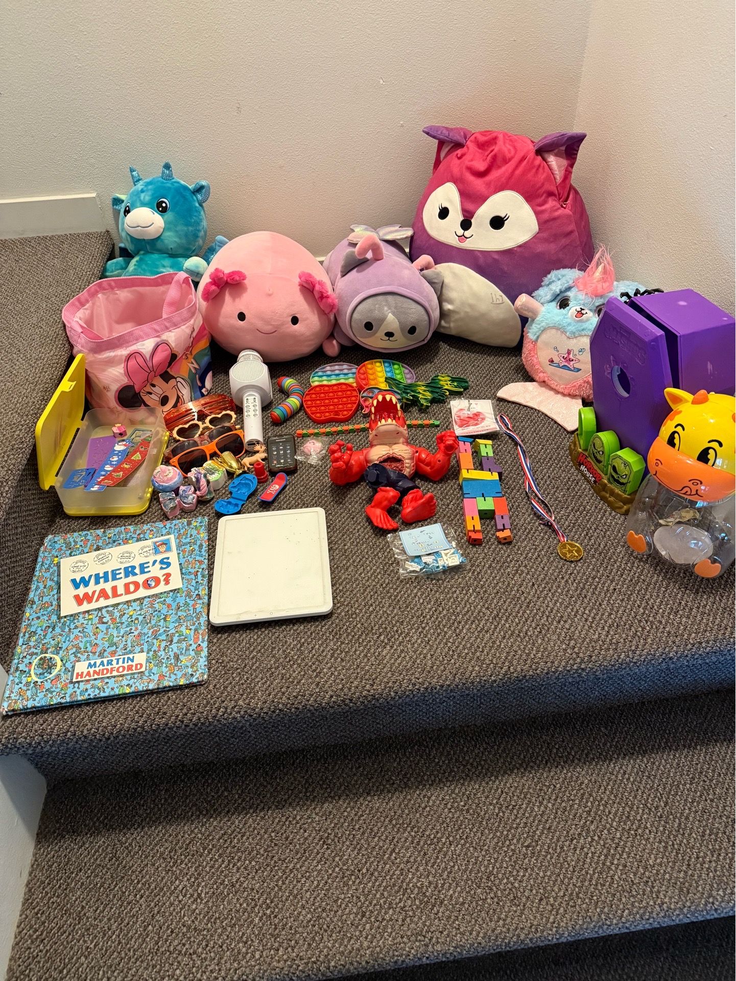 Kids fun assorted toy lot