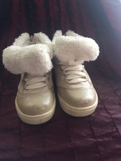 Tan boots size 9c