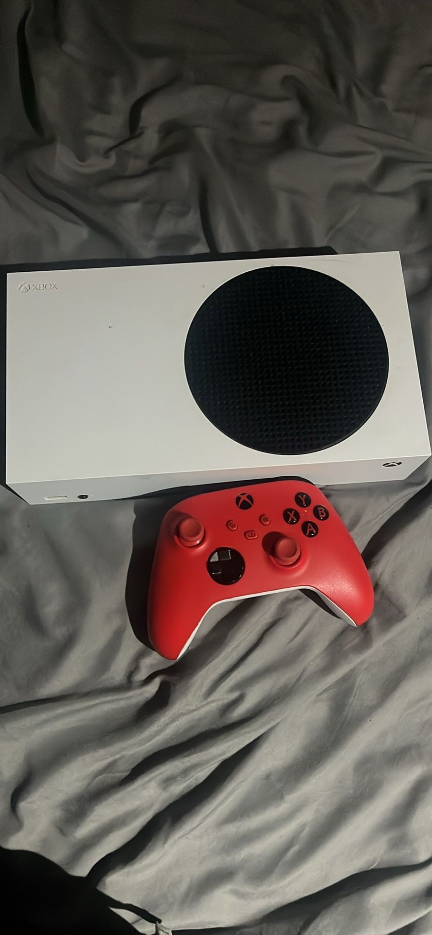 Xbox Series S 2 Controllers