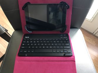 New Tzumi Case with Keyboard