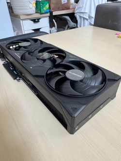 GIGABYTE GeForce RTX 5080 WINDFORCE OC