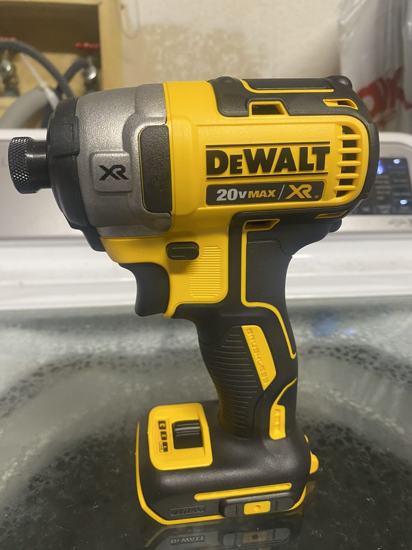 20V MAX XR Cordless Brushless 3-Speed 1/4 in. Impact Driver (Tool Only)