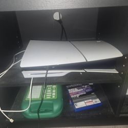 PS5 x 75IN tv Both