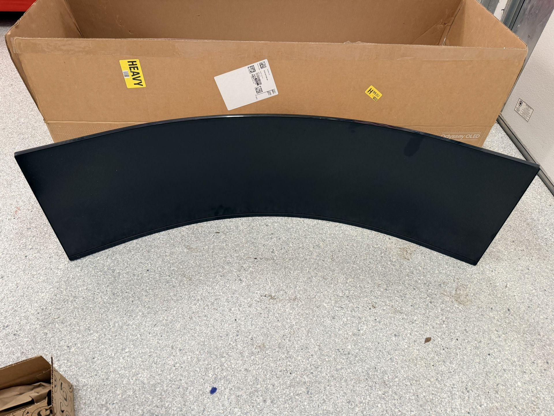 Damaged* Samsung Odyssey G9 Curved 49” Monitor