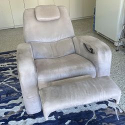 Contemporary Recliner