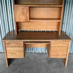 Computer Desk with Hutch