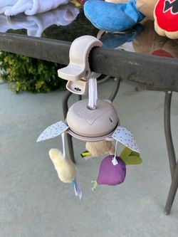 Baby mobile $10 plays sounds and turns