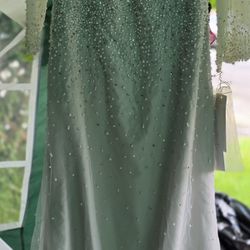 Davids Bridal Wedding Dress SIZE 10